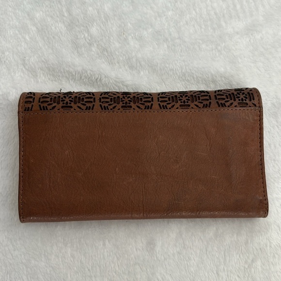 Women’s Bohemian Southwestern Inspired Brown Soft Leather Wallet Natural Fibers - Picture 3 of 7